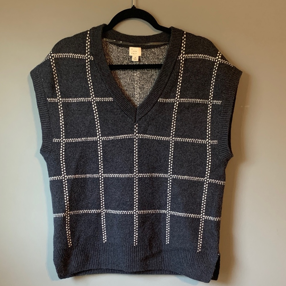 Blue Patterned V-Neck Sleeveless Sweater Vest